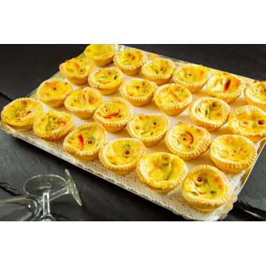 Für einen warmen Apéro liefern wir unsere Pizza - Chüechli, bequem online bestellen