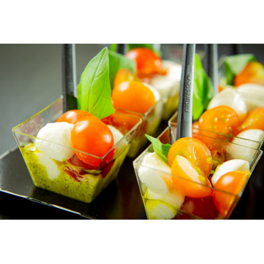 Fingerfood mit Cherry Tomaten und Mozzerellakugeln - Creabeck Zug Fingerfood mit Cherry Tomaten und Mozzerellakugeln - Creabeck Zug