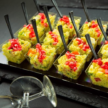 Cous-Cous Cup's Platte klein