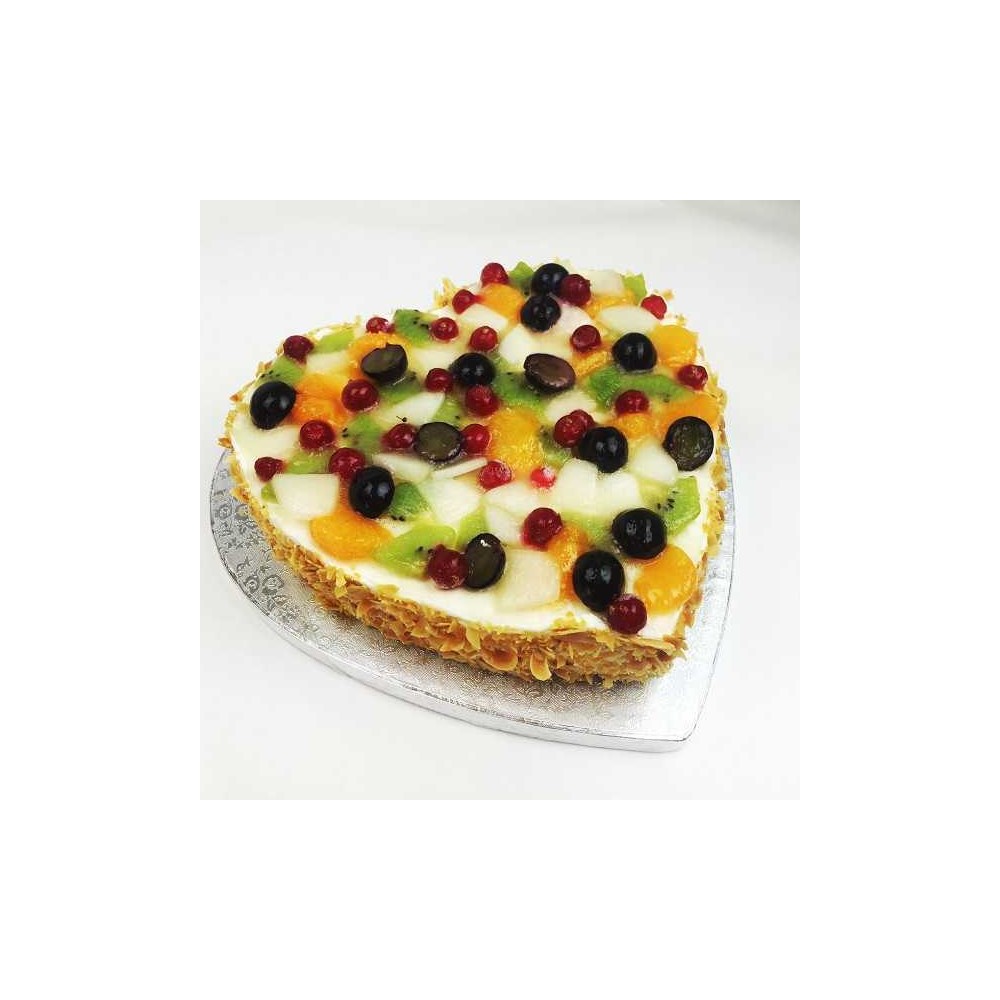 Herztorten mit Früchtequark