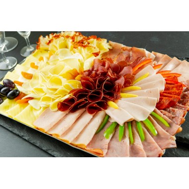 Fleisch und Käseplatte aus der Region