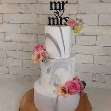 Marble Cake Hochzeitstorte - Creabeck Hünenberg, Baar