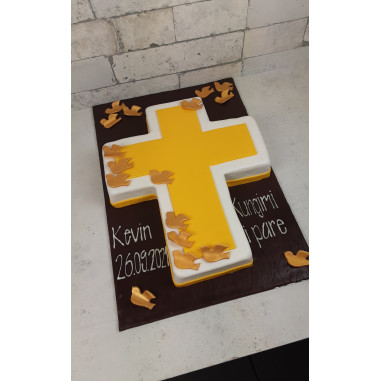 Torten in Kreuzform zur heiligen Kommunion-Creabeck Zug