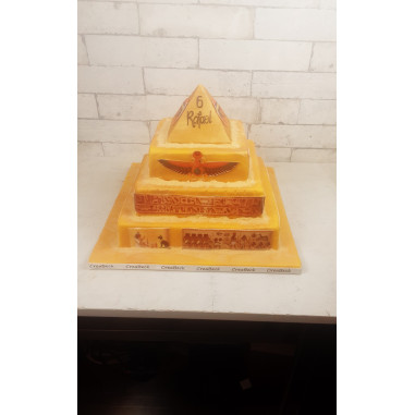 3189 Motivtorte - Pyramide