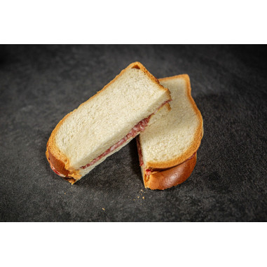 Zopf Sandwich Salami